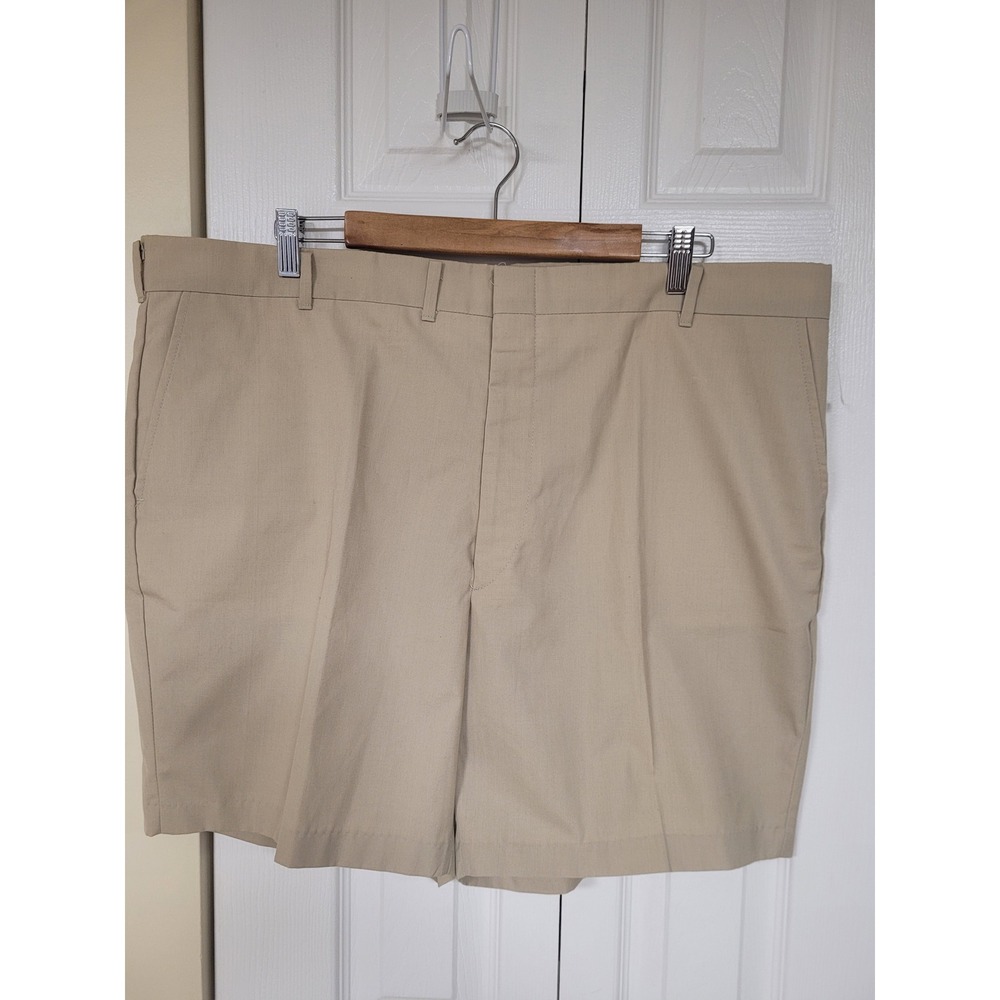 Vintage McGregor Mens Preppy Khaki Shorts Tan‎ Permanent Press USA Size 42 NEW